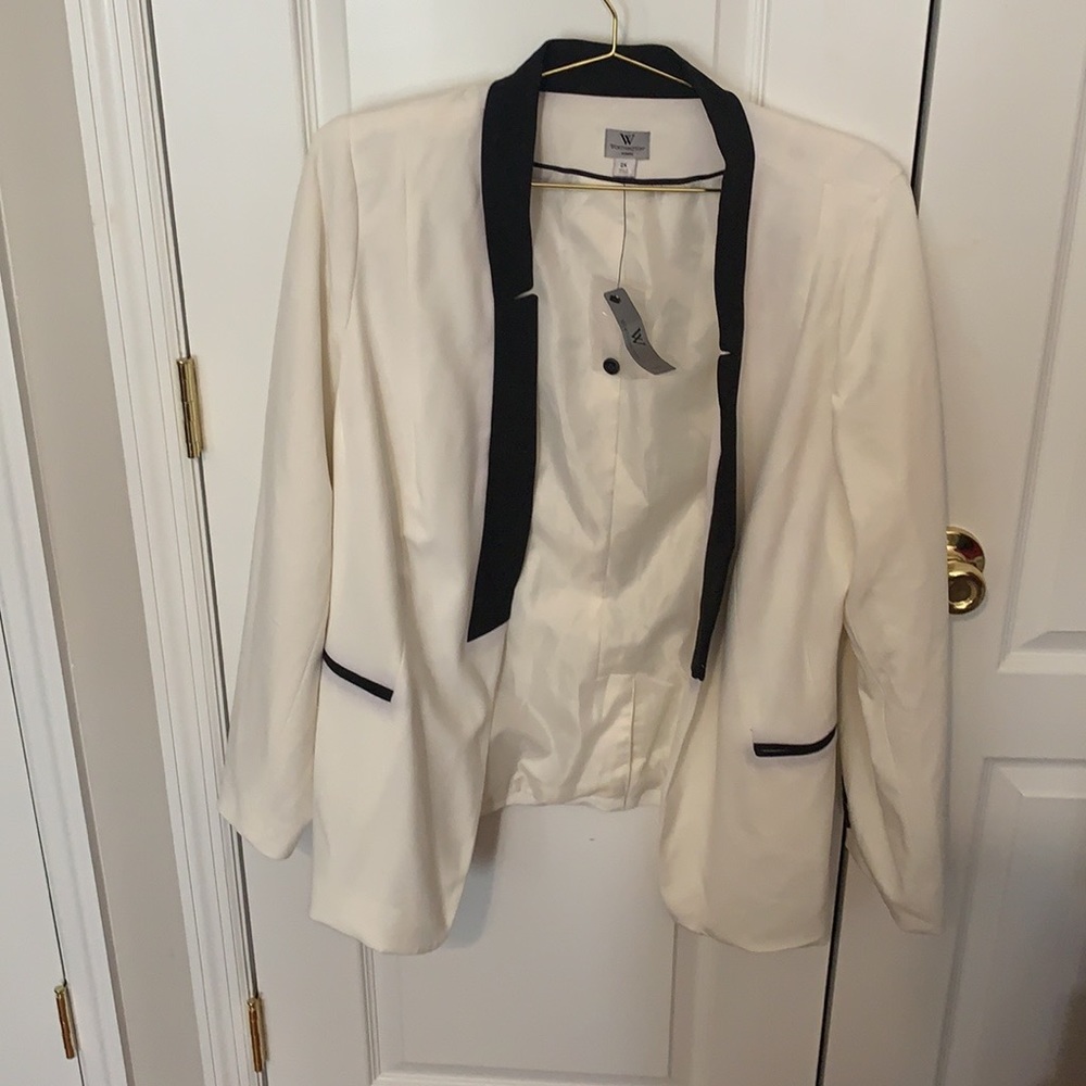 Worthington White Polar Bear Blazer W/Black Trim